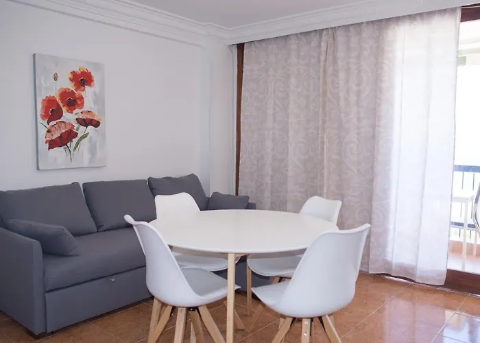 Copacabana 8 * Playa Feñabe