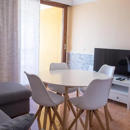 Copacabana 8 * Playa Feñabe